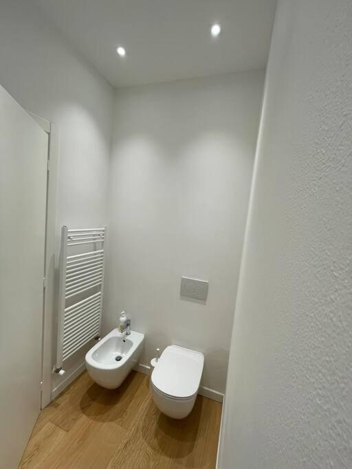 Best Place In Bologna Next 2 Towers Apartment Ngoại thất bức ảnh